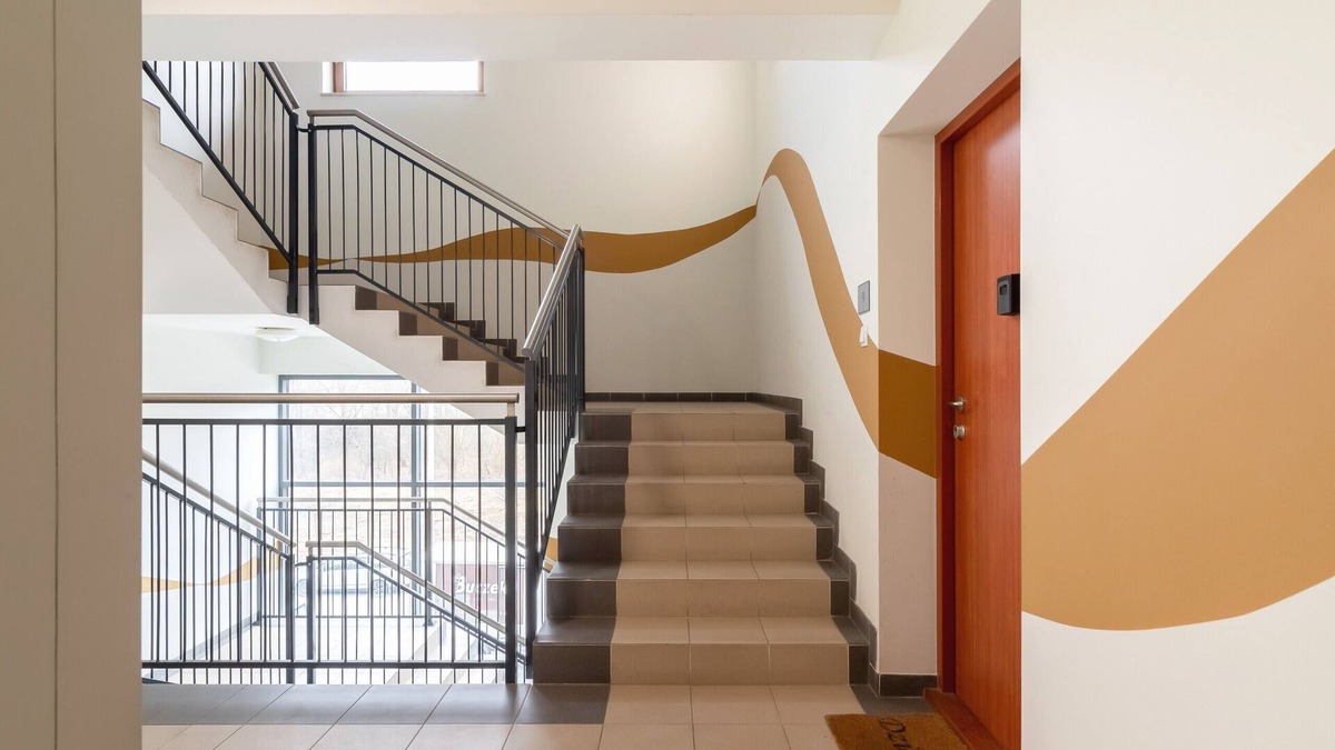Biezanow - Prokocim Apartment | Rainbow Apartment Krakow by Renters