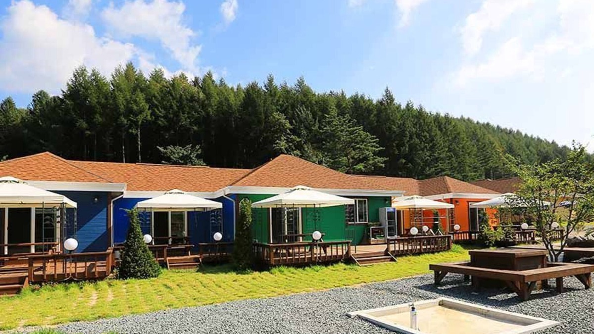 Bongpyeong House | Rainbow Hwangto Pension