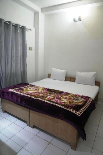 Mahmoorganj House | Rainbow Inn