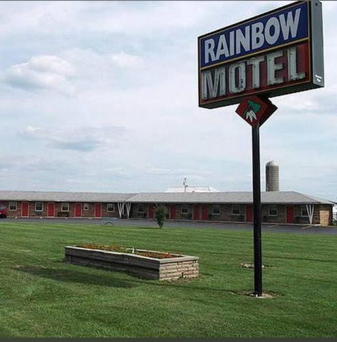 Holiday City Hotel | Rainbow Motel
