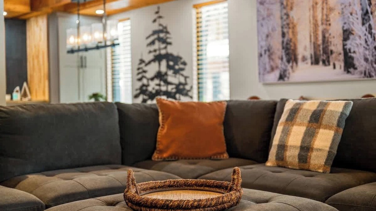 Big Bear City House | Rainbow Tree Haus Sum