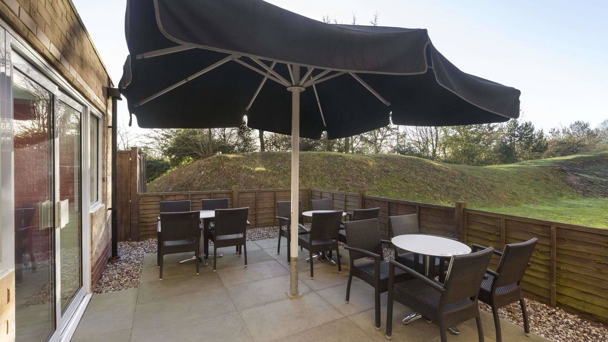 Bishop's Stortford Hotel | Ramada by Wyndham London Stansted Airport
