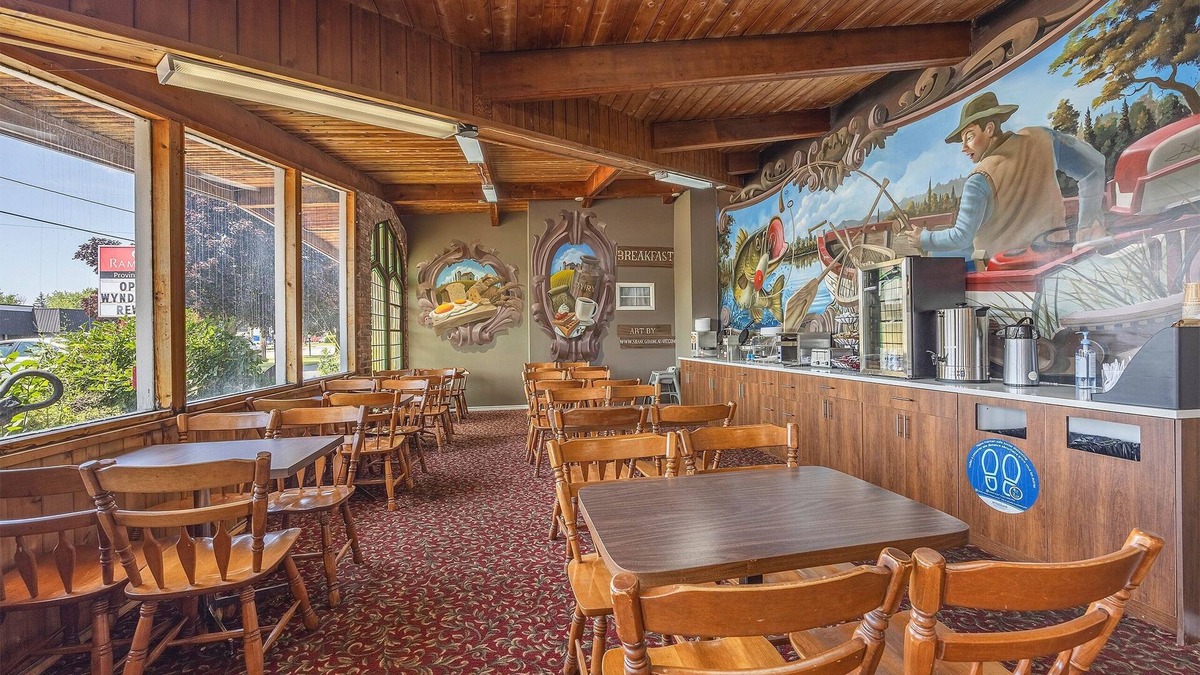 Gananoque Hotel | Ramada by Wyndham 1000 Islands/Gananoque