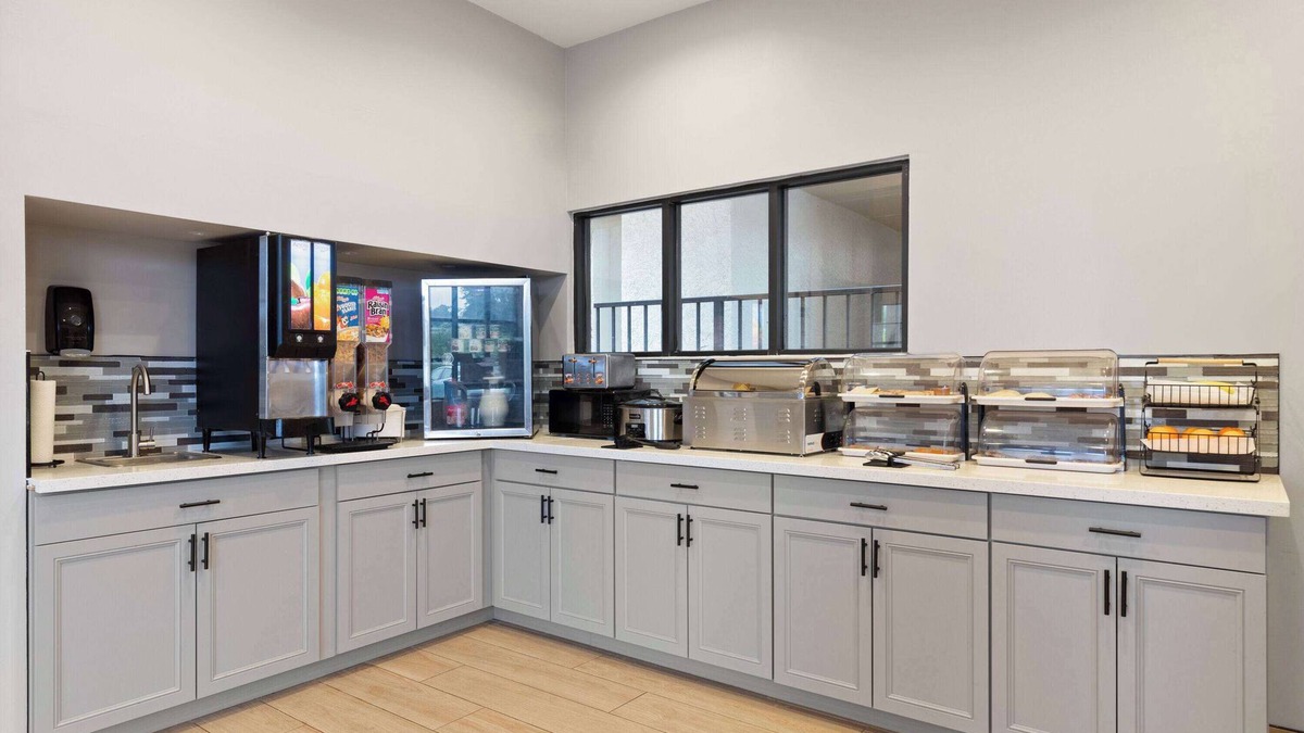 Bainbridge Hotel | Ramada by Wyndham Bainbridge