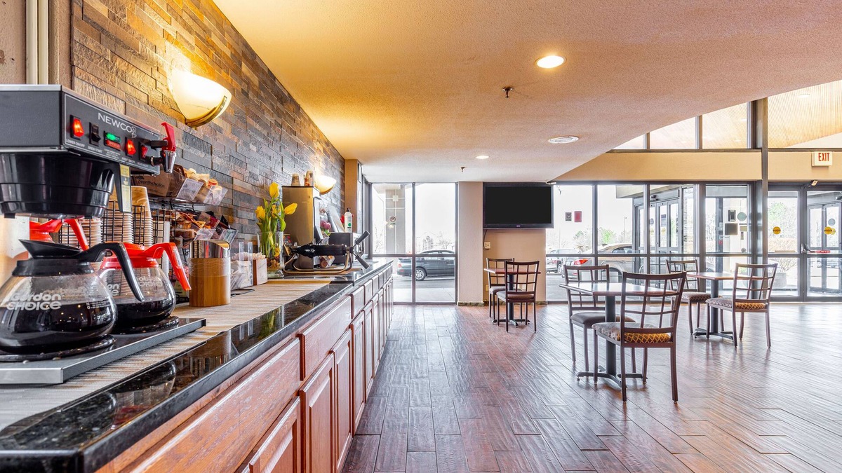 Columbus Hotel | Ramada by Wyndham Columbus North