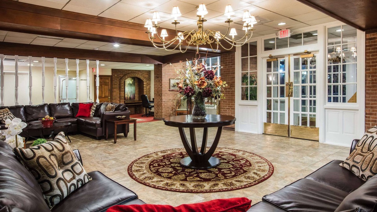 Ligonier Hotel | Ramada by Wyndham Ligonier