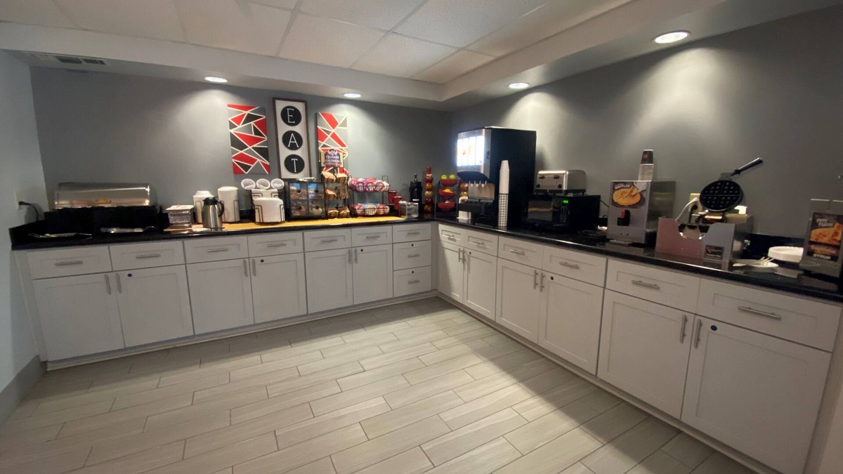 Luling Hotel | Ramada by Wyndham Luling