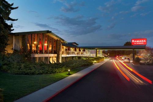 Spokane Hotel | Ramada by Wyndham Spokane Airport