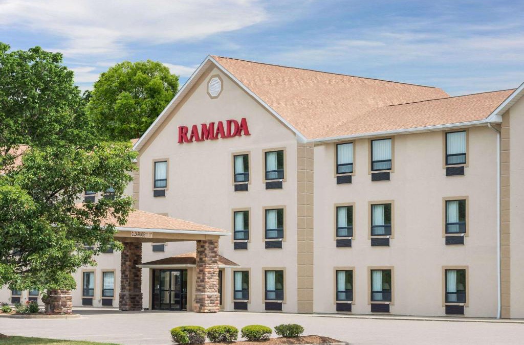 Strasburg Hotel | Ramada by Wyndham Strasburg Dover