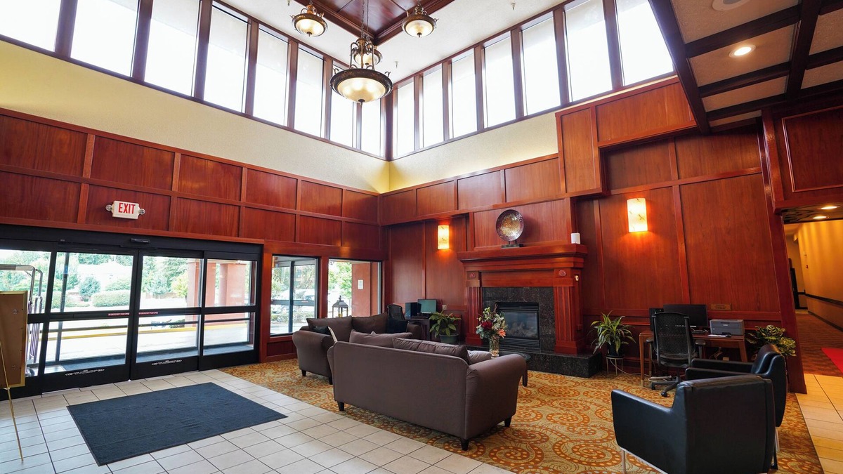 Tukwila Hotel | Ramada by Wyndham Tukwila Southcenter