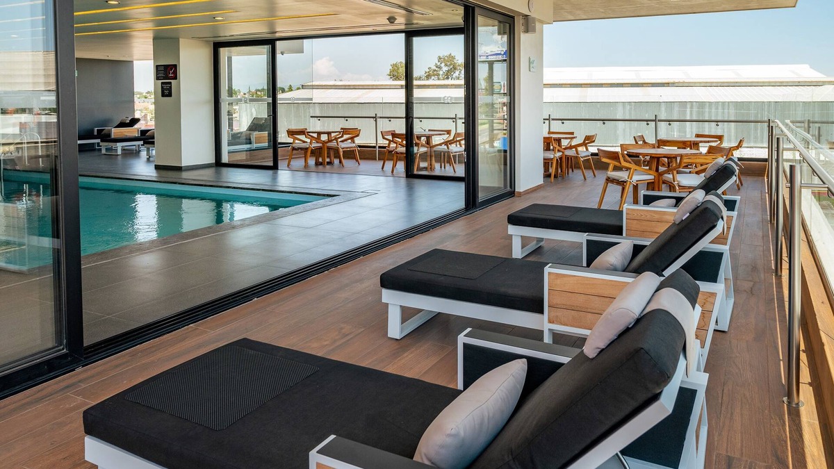 Baja California Hotel | Ramada Encore by Wyndham Guadalajara Aeropuerto