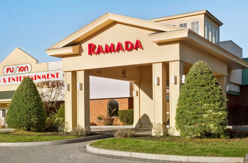 Lewiston Hotel | Ramada Hotel & Conference Center by Wyndham Lewiston