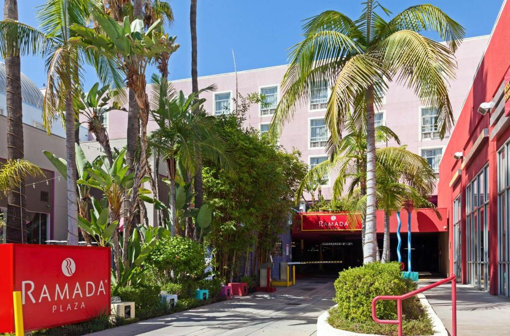 Norma Triangle Hotel | Ramada Plaza by Wyndham West Hollywood Hotel & Suites
