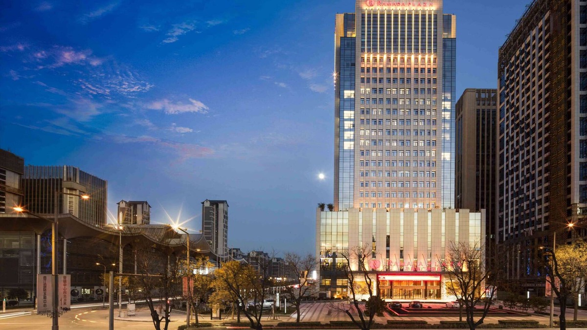 Yanta Qu Hotel | Ramada Plaza Xian South