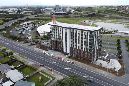 Manurewa Hotel | Ramada Suites by Wyndham Auckland Manukau Pacfic Centre