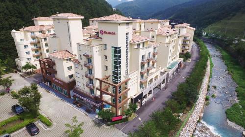 Taebaek Hotel | Ramada Taebaek Hotel
