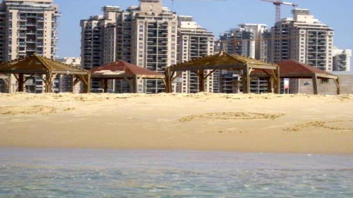 Netanya Apartment | Ramat Poleg 3 br, 2 baths, Beachfront on the 14 floor, great views Next to Piano