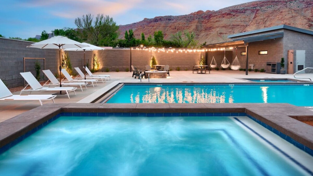 Moab Hotel | Rambler | Standard King at Gravity Haus Moab, Outdoor Pool, Free Parking