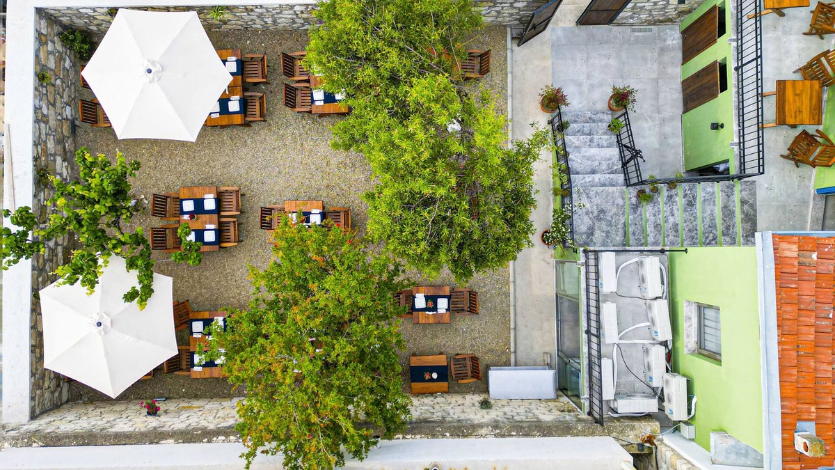 Ozdere Hotel | Ramiz Alaçatı