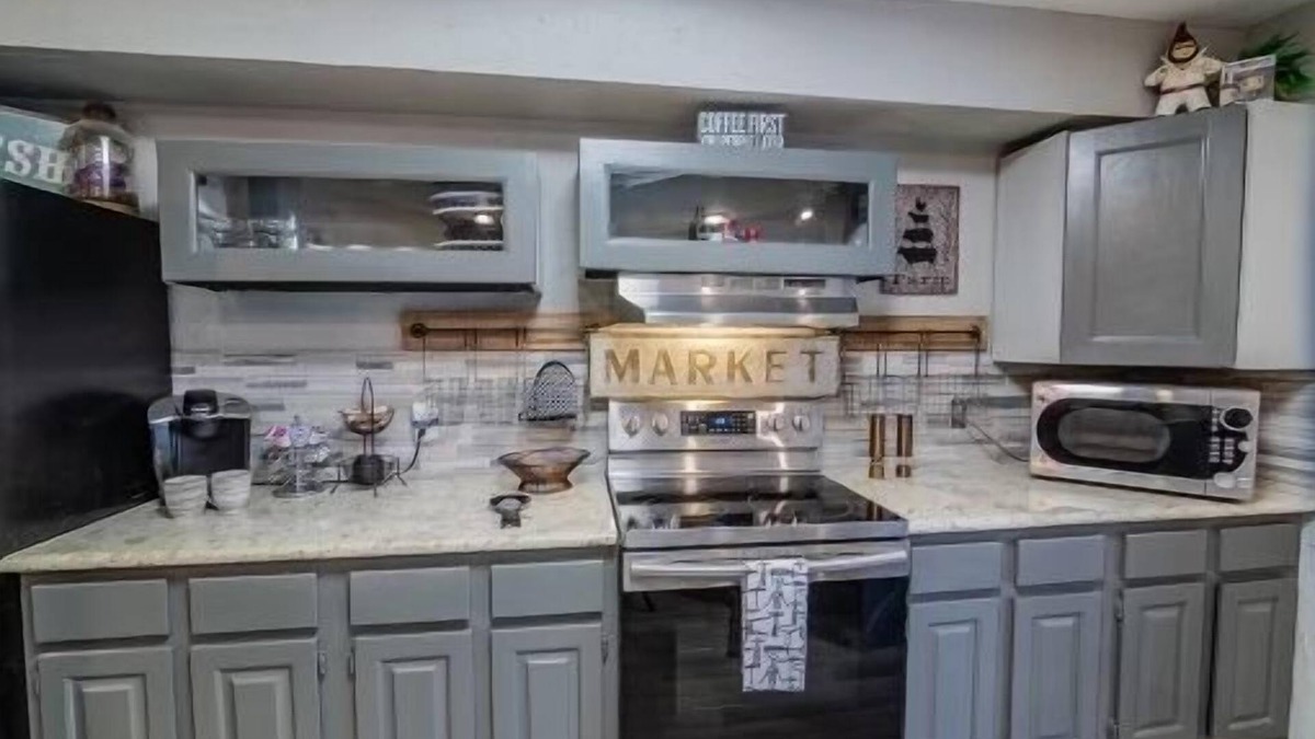 Briarforest House | Ranch Style house in the City ! Nice and Spacious!