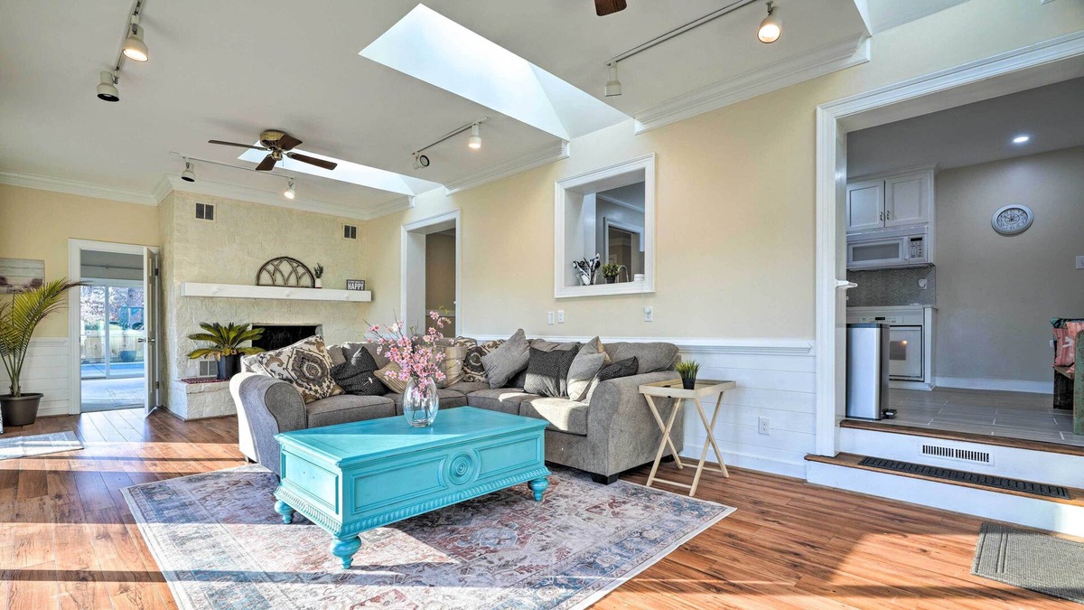 Midlothian House | Ranch-Style House w/ Pool, Deck & Fire Pit!