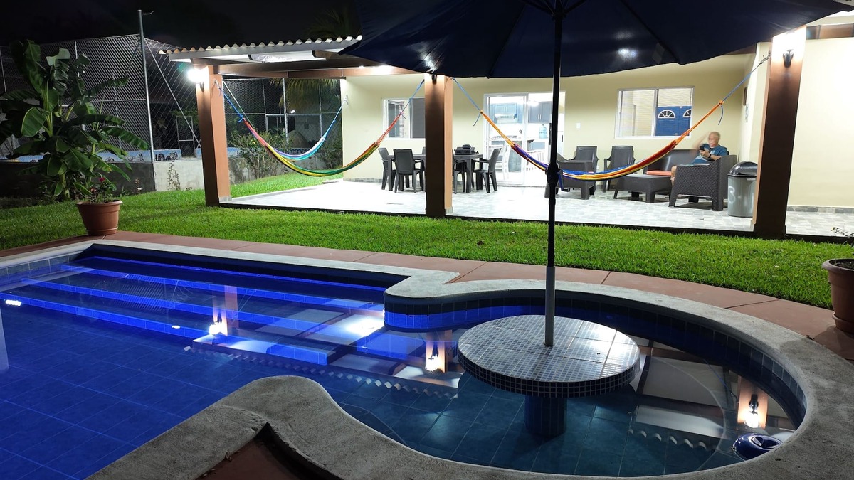 Los Cobanos House | Rancho de playa en Las Veraneras, Acajutla Sonsonate, El Salvador - pet friendly