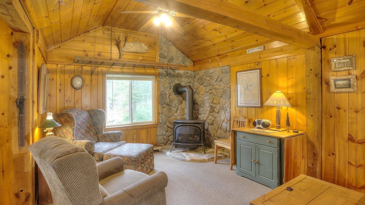 Rangeley House | Rangeley Manor 8 | Shared Water Access to Rangeley Lake