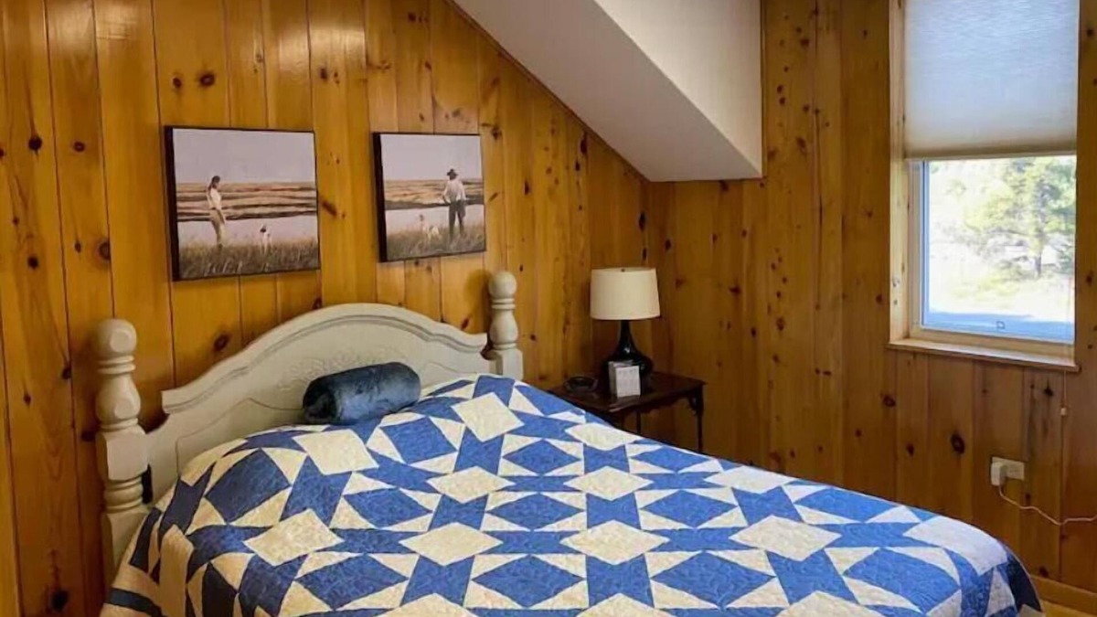 Pembine House | Ranger Station Main on trails