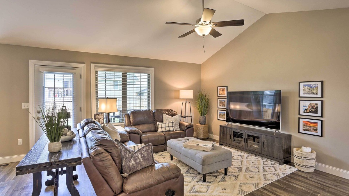 Rapid Valley House | Rapid City Home w/Patio < 5 Mi to Downtown!