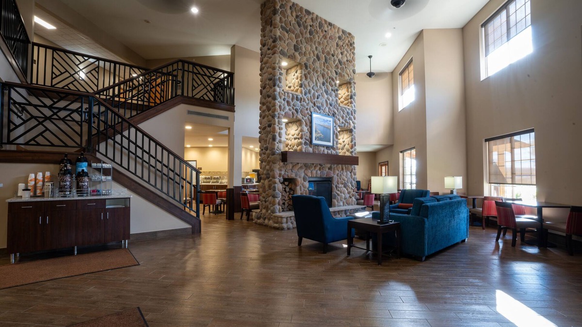 Baxter Hotel | Rapid River Lodge