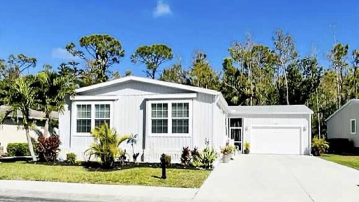 Del Tura House | Rare 3-bedroom home located in a beautiful, gated, 55+ community!
