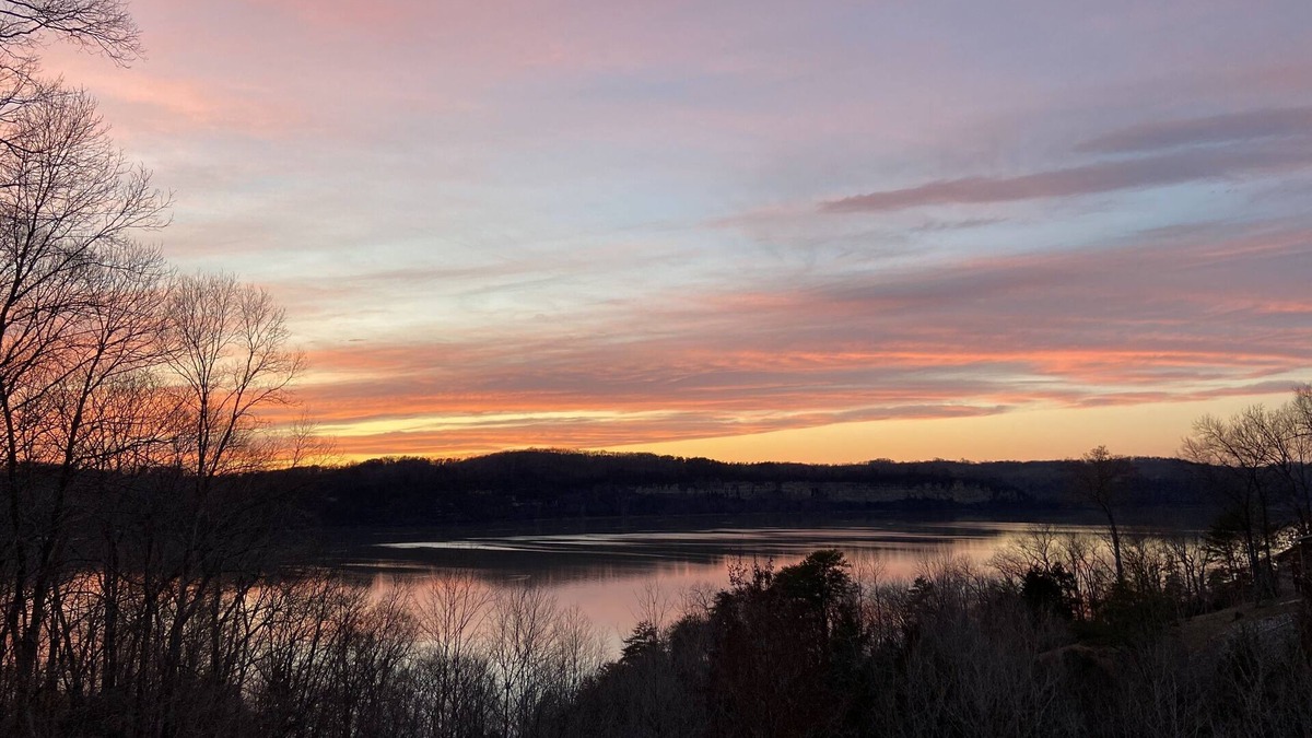 Monticello House | Rare A-Frame w/Lake Cumberland Views