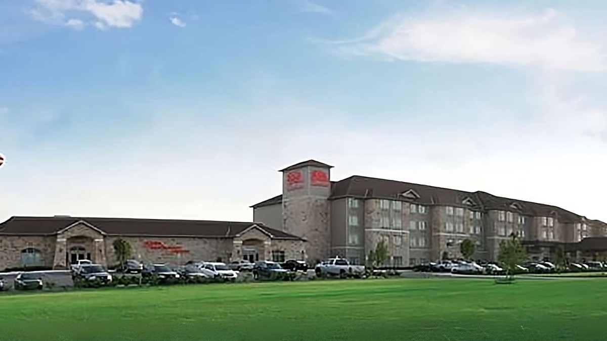 Killeen Hotel | Rare Deal! 1 Cozy and Clean Unit and Pool.