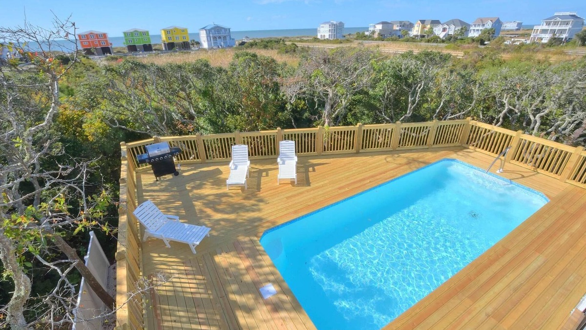 Tranquil Harbour House | Rare Find! 14 bed 8 bath Sleeps 26. Private. Ocean Views. Pool Hot Tub. Elevator