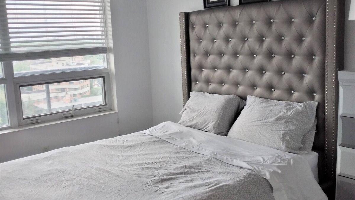 Englemount - Lawrence Condo | Rare find - 2 bedroom, 2 bathroom condo with great view