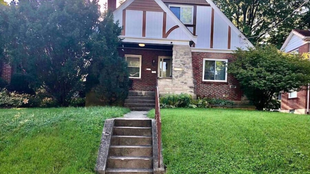 West Price Hill House | Rare Find Cozy Apartment Close to Downtownn