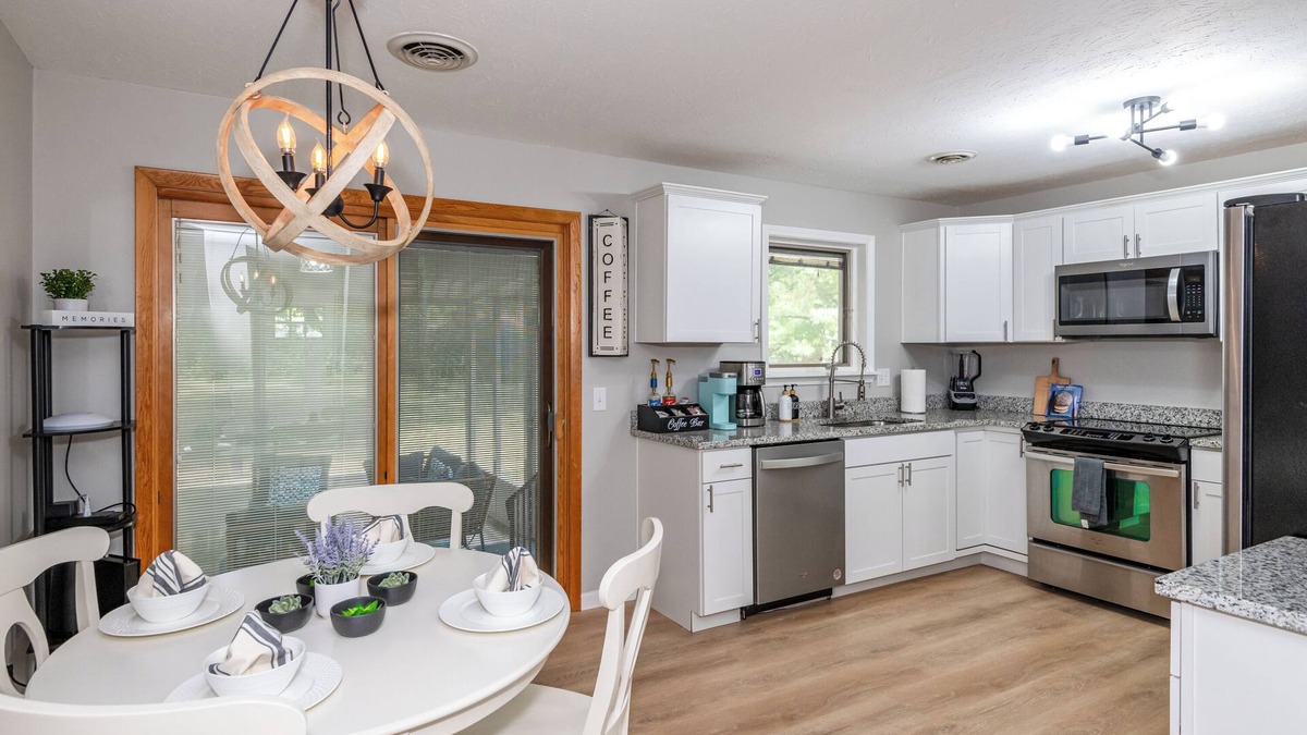 Englewood House | RARE FIND! Remodeled Ranch, near Airport
