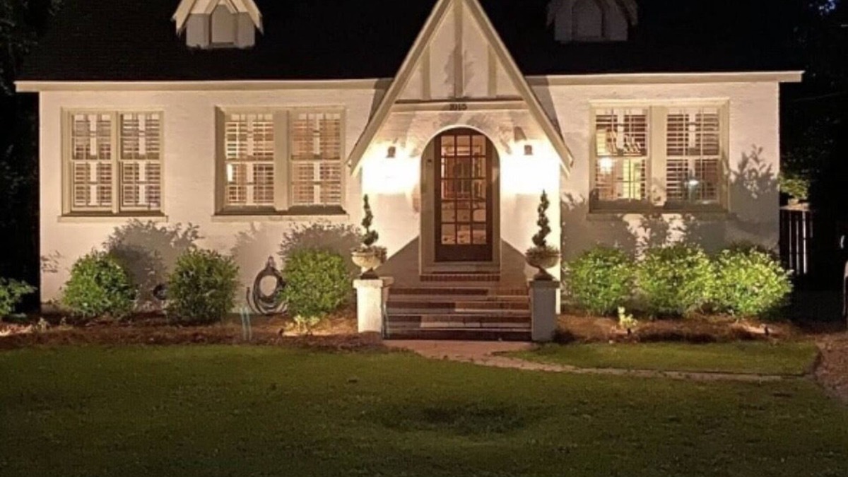 Summerville Cottage | Rare Masters Rental Available - Featured on Historical Home Tour
