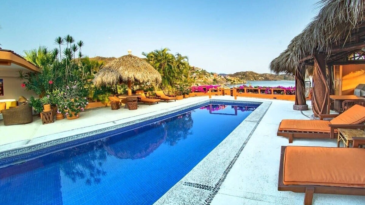 Playa la Madera House | Rarely Available- Casa Quixote - Beachfront Estate