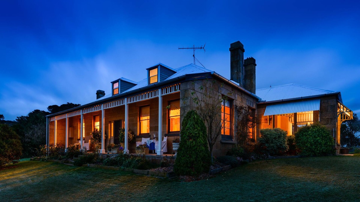 Hollow Tree Bed & Breakfast | Rathmore