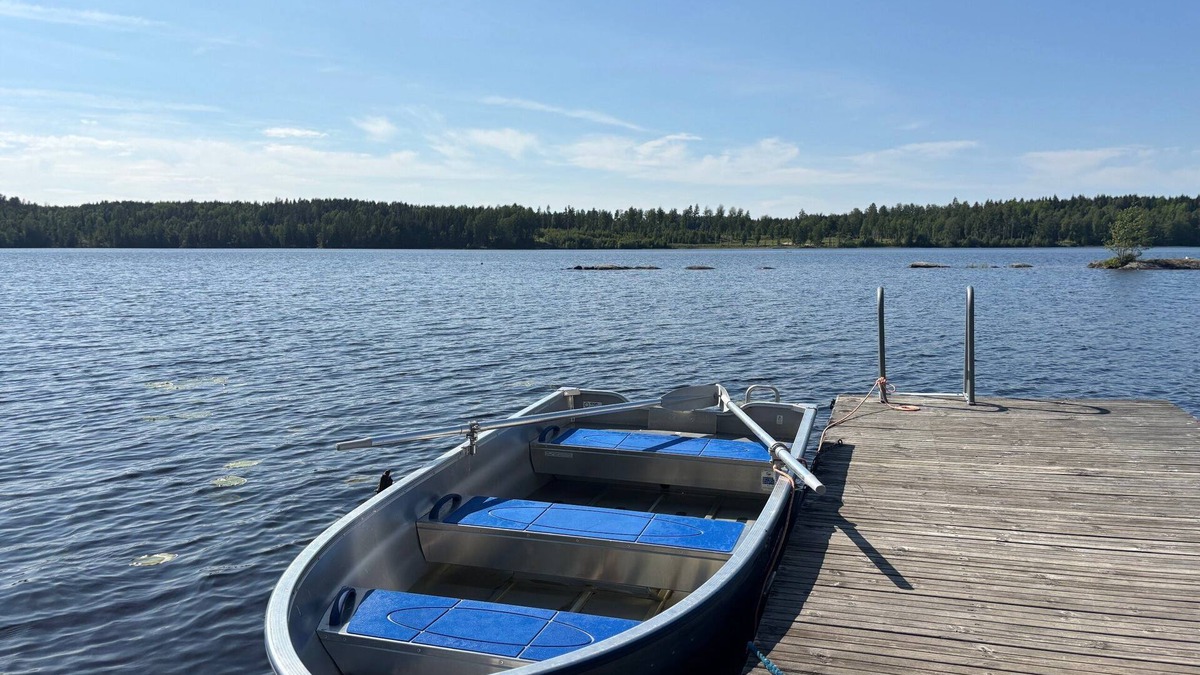 Skillingsfors House | Ratzeputz log cabin - your Swedish adventure by the lake