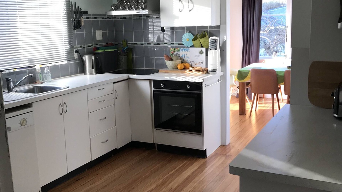 Raumati Beach House | Raumati Beach Gemn