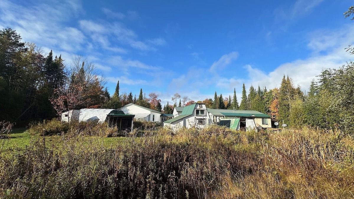 Newberry House | Raven Rays: Your Home Base When Riding the Trails