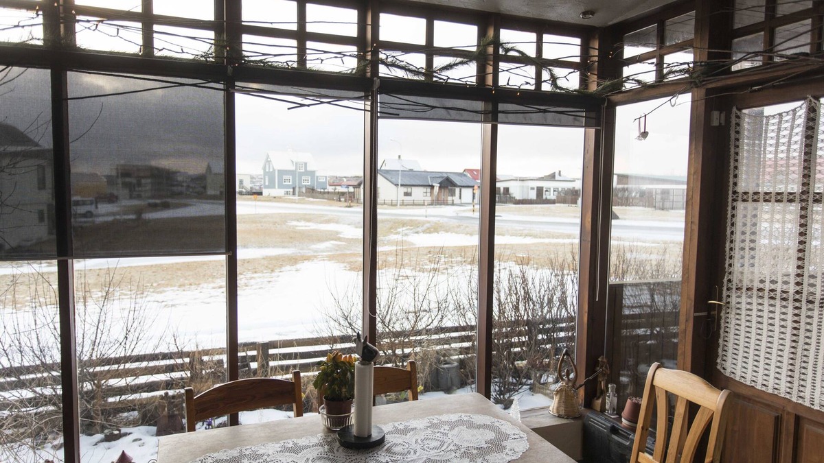 Keflavik Bed & Breakfast | Raven's Bed and Breakfast