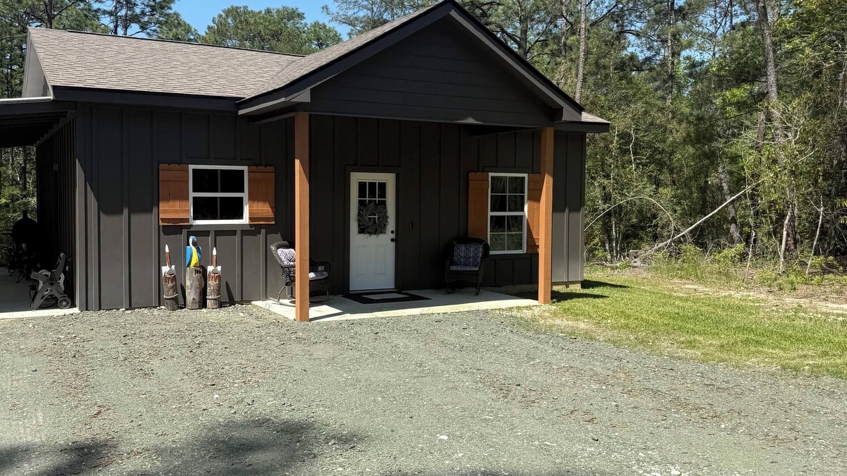 Brookeland House | Rayburn Resort Retreat ~ Sleeps 4 w/Covered Boat Parking
