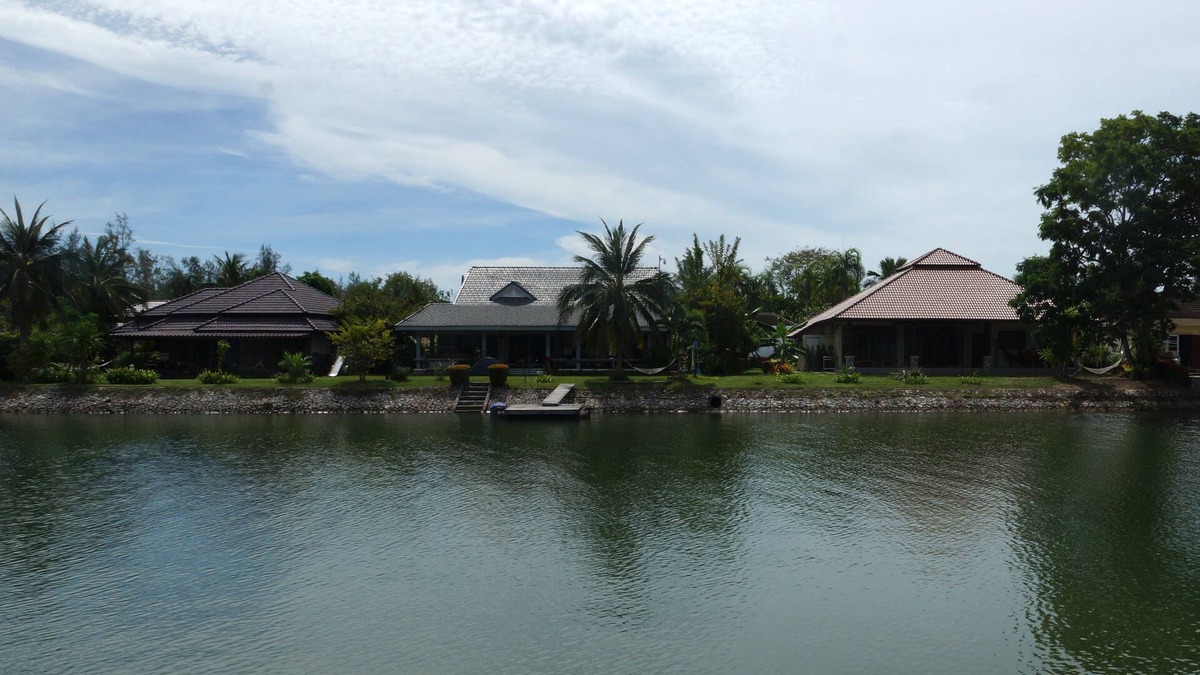 Kram Villa | Rayong Rental Pool Villas