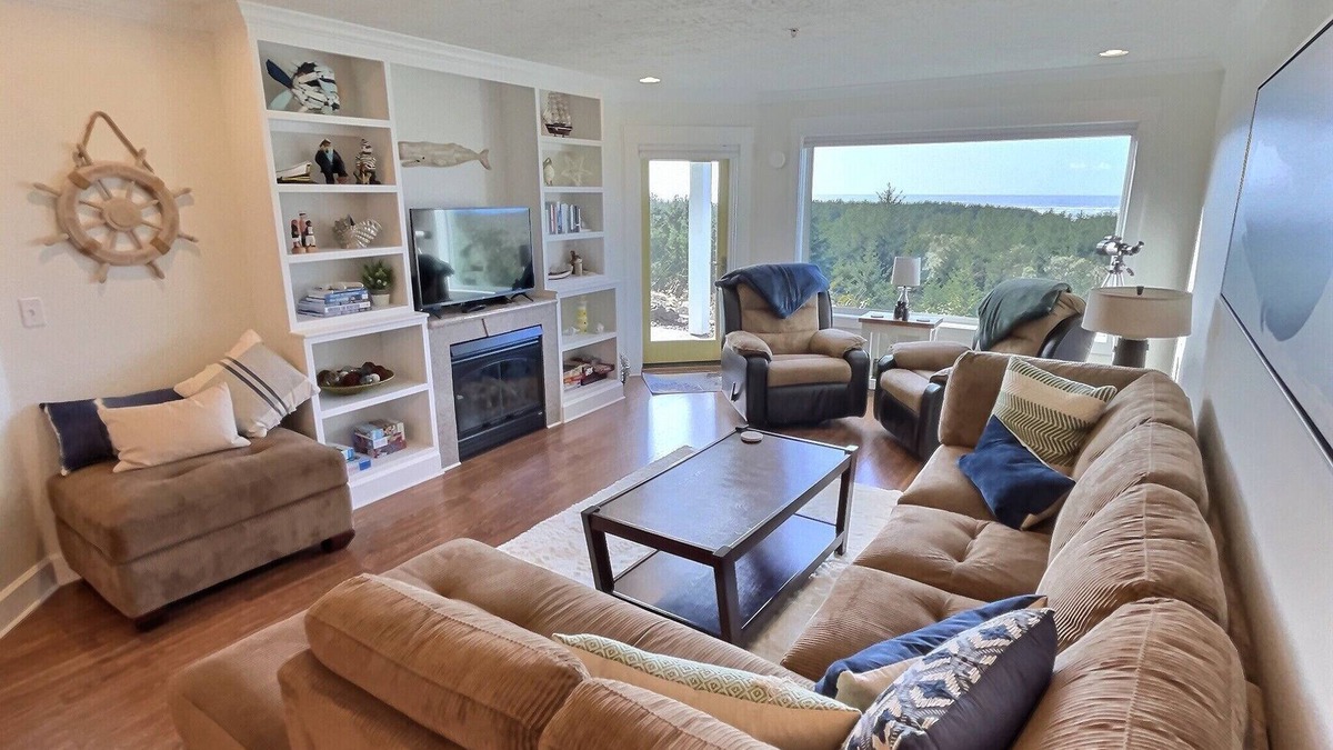 Seaview Condo | RAZOR CLAM SEASON IS OPEN
