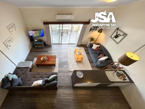 Jindabyne Apartment | Razorback 6