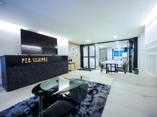 Kaset Junction Villa | RB9 Oliver's House in Kaset