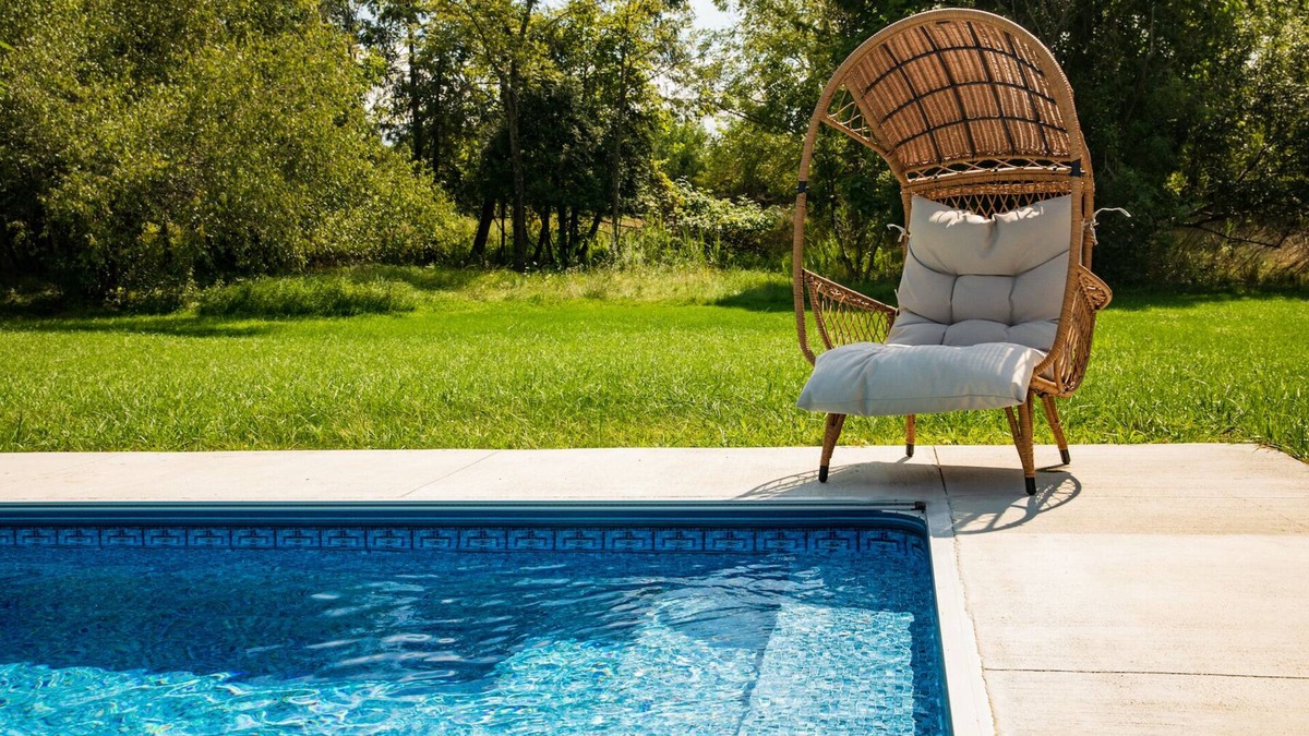 Mount Marion House | Re-Imagined Vintage Luxury Camper in the Majestic Hudson Valley with Heated Pool